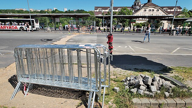 Začala rekonstrukce centrálního dopravního uzlu karlovarské městské hromadné... Začala rekonstrukce centrálního dopravního uzlu karlovarské městské hromadné...