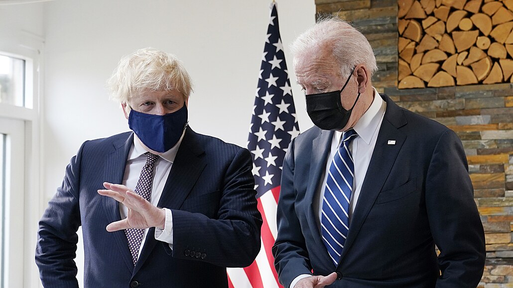 Prezident Joe Biden a britský premiér Boris Johnson