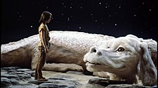 Z filmové adaptace Nekonečný příběh Z filmové adaptace Nekonečný příběh