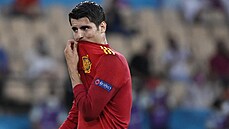 Španělský útočník Álvaro Morata lituje spálené šance v utkání se Švédskem. Španělský útočník Álvaro Morata lituje spálené šance v utkání se Švédskem.