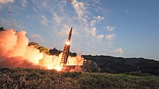 Jiní Korea testuje nové balistické rakety po uvolnní amerických restrikcí...