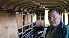 Jednatel Pardubického spolku historie železniční dopravy Oldřich Čížek v... Jednatel Pardubického spolku historie železniční dopravy Oldřich Čížek v...
