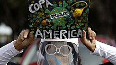 Proti poádání ampionátu Copa América v Brazílii protestují i Brazilci. (6....