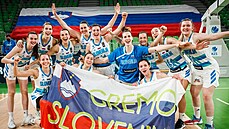 Slovinské basketbalistky se radují. Slovinské basketbalistky se radují.