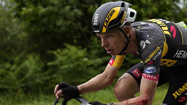 Porann Nmec Tony Martin pokrauje po hromadnm pdu v 1. etap na Tour de France.