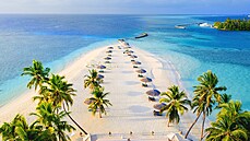 Nejkrásnější pláží světa je Veligandu Island Beach na Maledivách, vyplývá z... Nejkrásnější pláží světa je Veligandu Island Beach na Maledivách, vyplývá z...