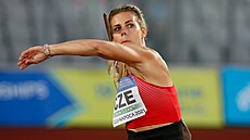 Oštěpařka Nikola Ogrodníková se připravuje k pokusu na první lize mistrovství... Oštěpařka Nikola Ogrodníková se připravuje k pokusu na první lize mistrovství...