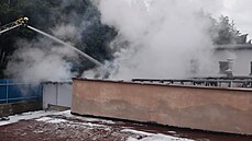 Hasiči zasahují u požáru kotelny v areálu firmy Veba na Náchodsku. (22. června... Hasiči zasahují u požáru kotelny v areálu firmy Veba na Náchodsku. (22. června...