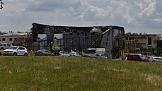 Zničený areál Moravských naftových dolů v Lužici po řádění tornáda. (25. června... Zničený areál Moravských naftových dolů v Lužici po řádění tornáda. (25. června...