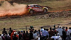 Martin Prokop během keňské Safari Rally Martin Prokop během keňské Safari Rally