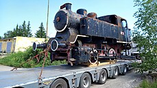 Na parní lokomotivě je sice více než patrné, že byla vyrobena před 66 lety, ale... Na parní lokomotivě je sice více než patrné, že byla vyrobena před 66 lety, ale...