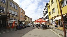 Žďárská pěší zóna v Nádražní ulici se do srpna příštího roku výrazně promění.... Žďárská pěší zóna v Nádražní ulici se do srpna příštího roku výrazně promění....