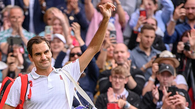 Roger Federer se lou s Wimbledonem