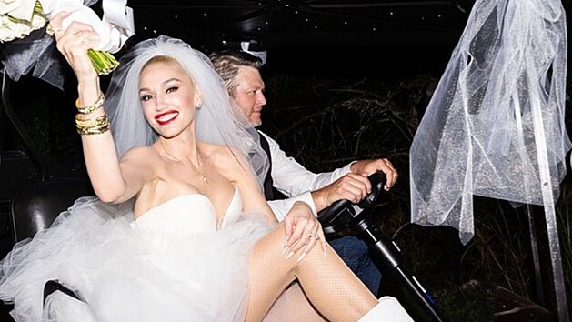 Gwen Stefani a Blake Shelton se vzali 3. ervence 2021.