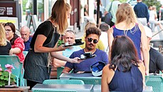 Předzahrádky restaurací v centru Karlových Varů. Předzahrádky restaurací v centru Karlových Varů.