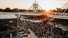 Queenie, letní tour Pod širým nebem, Praha Křižíkova Fontána 2020 Queenie, letní tour Pod širým nebem, Praha Křižíkova Fontána 2020