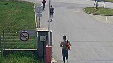 V kamionu, který přijel z Rumunska do Velké Bíteše, přicestovali čtyři cizinci.... V kamionu, který přijel z Rumunska do Velké Bíteše, přicestovali čtyři cizinci....