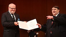 Bývalý ministr kultury Daniel Herman v Mnichově na sudetoněmeckém sjezdu... Bývalý ministr kultury Daniel Herman v Mnichově na sudetoněmeckém sjezdu...