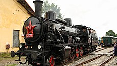 Parní vlak s lokomotivou 434.2186 tykolák pijel na oslavy výroí 120 let od...