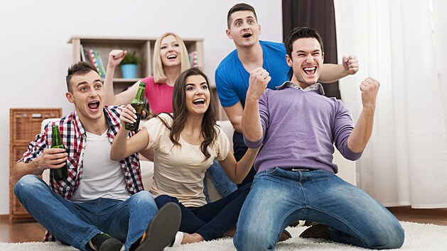 Sportovní fanoušky čekají perné dva týdny Sportovní fanoušky čekají perné dva týdny