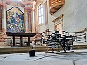 Bezpilotní helikoptéry s palubní inteligencí neboli robotické drony z ČVUT...