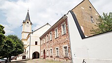 Dům č.p. 48 na Starém náměstí v Ostrově Dům č.p. 48 na Starém náměstí v Ostrově