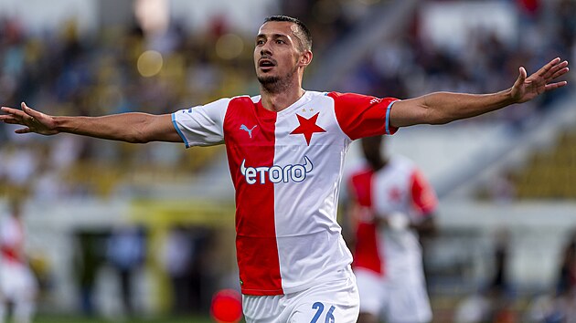 Ivan Schranz ze Slavie se raduje ze třetího gólu v duelu v Teplicích. Ivan Schranz ze Slavie se raduje ze třetího gólu v duelu v Teplicích.