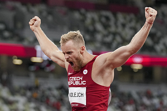 Jakub Vadlejch výkonem 86,67 metru vystoupal na stíbrný stupínek ve finále...