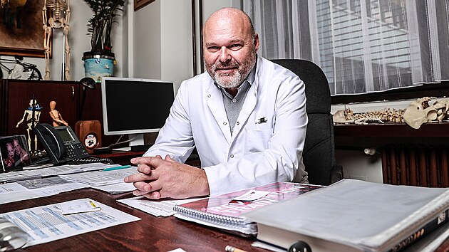 Pavel Kolář mluví tiše, soustředěně. Záleží mu na přesném vyjádření myšlenky.... | na serveru Lidovky.cz | aktuální zprávy Pavel Kolář mluví tiše, soustředěně. Záleží mu na přesném vyjádření myšlenky.... | na serveru Lidovky.cz | aktuální zprávy