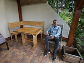 Designer a nábytkář Jakub Březina z Českomoravské vysočiny o vlastním lese...