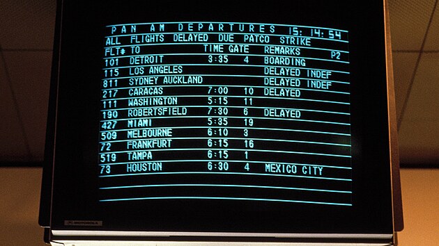 Zpodn lety Pan Am v dsledku stvky PATCO v roce 1981, letit LaGuardia, New York City