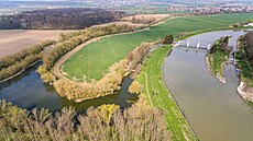 Obnova potoka Dlouhá řeka v Nedakonicích pomůže obci i rybám. Obnova potoka Dlouhá řeka v Nedakonicích pomůže obci i rybám.
