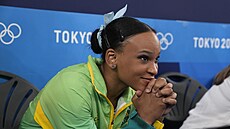 Brazilská gymnastka Rebeca Andradeová po finále peskoku na olympijských hrách...