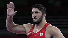 Abdulraid Sadulajev se zlatou medailí na olympiád v Tokiu.