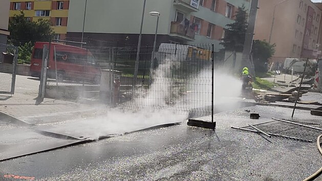 Likvidace úniku plynu poblíž náměstí sv. Michala ve Vrbně pod Pradědem. (18. srpna 2021)
