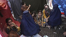 Uprchlíci ze severních provincií Afghánistánu, kteí vyhledali útoit v...