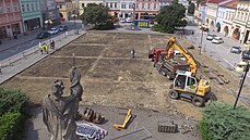 Historicky cenné náměstí ve Valašském Meziříčí čeká rozsáhlá rekonstrukce. Historicky cenné náměstí ve Valašském Meziříčí čeká rozsáhlá rekonstrukce.
