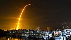 Z mysu Canaveral na Floridě v neděli odstartovala nákladní vesmírná loď Dragon... Z mysu Canaveral na Floridě v neděli odstartovala nákladní vesmírná loď Dragon...