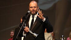 David Ondříček přebírá cenu diváků. Film Zátopek se stal nejoblíbenějším... David Ondříček přebírá cenu diváků. Film Zátopek se stal nejoblíbenějším...