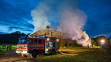 Požár seníku na Frýdecko-Místecku způsobil škodu za dva miliony korun. (28. 8.... Požár seníku na Frýdecko-Místecku způsobil škodu za dva miliony korun. (28. 8....