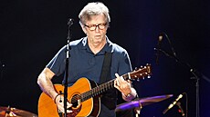 Eric Clapton bhem koncertu v praské O2 aren 19. ervna 2013