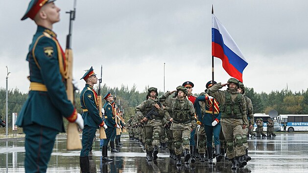 Zahajovac ceremonil cvien Zpad se uskutenil na cviiti Mulino v Niegorodsk oblasti. (9. z 2021)