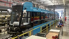 Výroba nových tramvají Škoda ForCity Smart, které pro město vyrábí plzeňská... Výroba nových tramvají Škoda ForCity Smart, které pro město vyrábí plzeňská...
