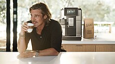 Celosvětová kampaň De’Longhi představuje v hlavní roli Brada Pitta Celosvětová kampaň De’Longhi představuje v hlavní roli Brada Pitta