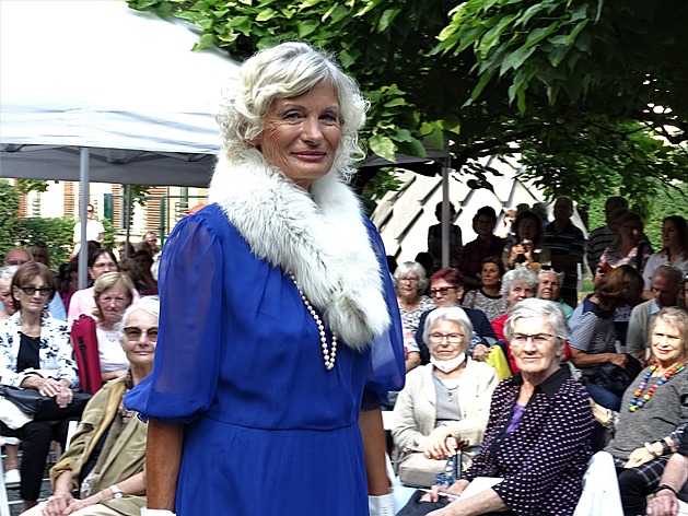 <p>Již po deváté se setkali senioři ve Villa Pellé na festivalu tance, hudby, divadla a pohybu. Přizvaní odborníci poradili s módou, životosprávou, kondičním cvičením a policie předvedla jak lépe ochránit své domovy.
Akce: Fresh Senior Festival (9. roč