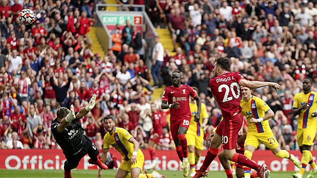 Diogo Jota z Liverpoolu právě zazdil tutovku v utkání s Crystal Palace. Diogo Jota z Liverpoolu právě zazdil tutovku v utkání s Crystal Palace.