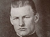 Augustin Charvát formoval počátky československého vojenského letectva. Augustin Charvát formoval počátky československého vojenského letectva.