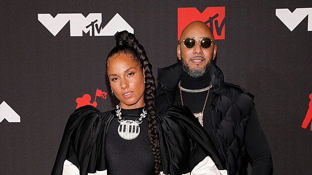 Alicia Keys a Swizz Beatz na MTV Video Music Awards (New York, 12. z 2021)