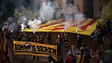Policie udává, e k prvodu v barcelonských ulicích se dnes pidalo 108 tisíc...