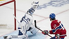 Petr Mrázek v brance Toronta skvělým zákrokem maří šanci Joshe Andersona z... Petr Mrázek v brance Toronta skvělým zákrokem maří šanci Joshe Andersona z...